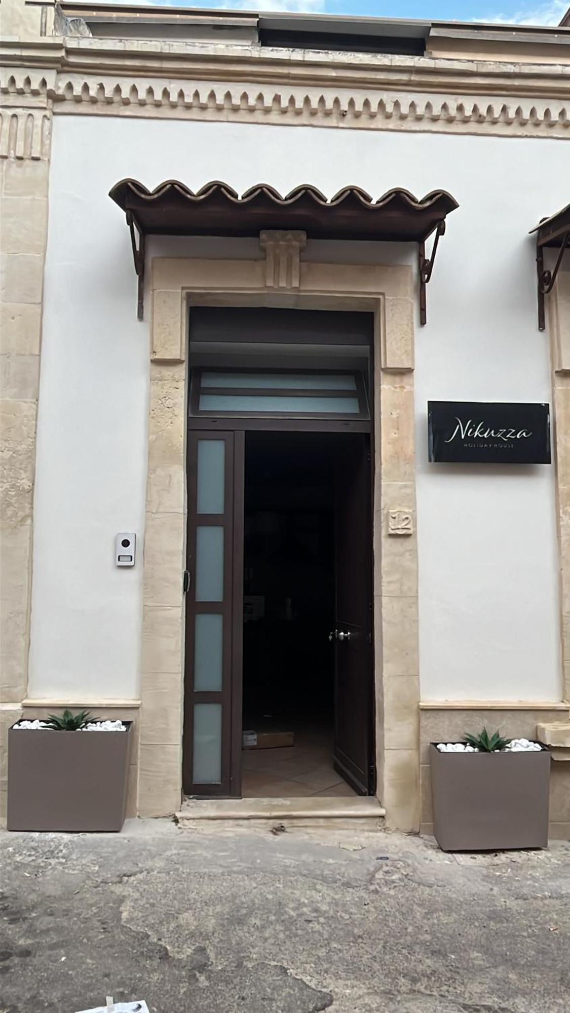 Nikuzza Holiday House Noto Exterior photo